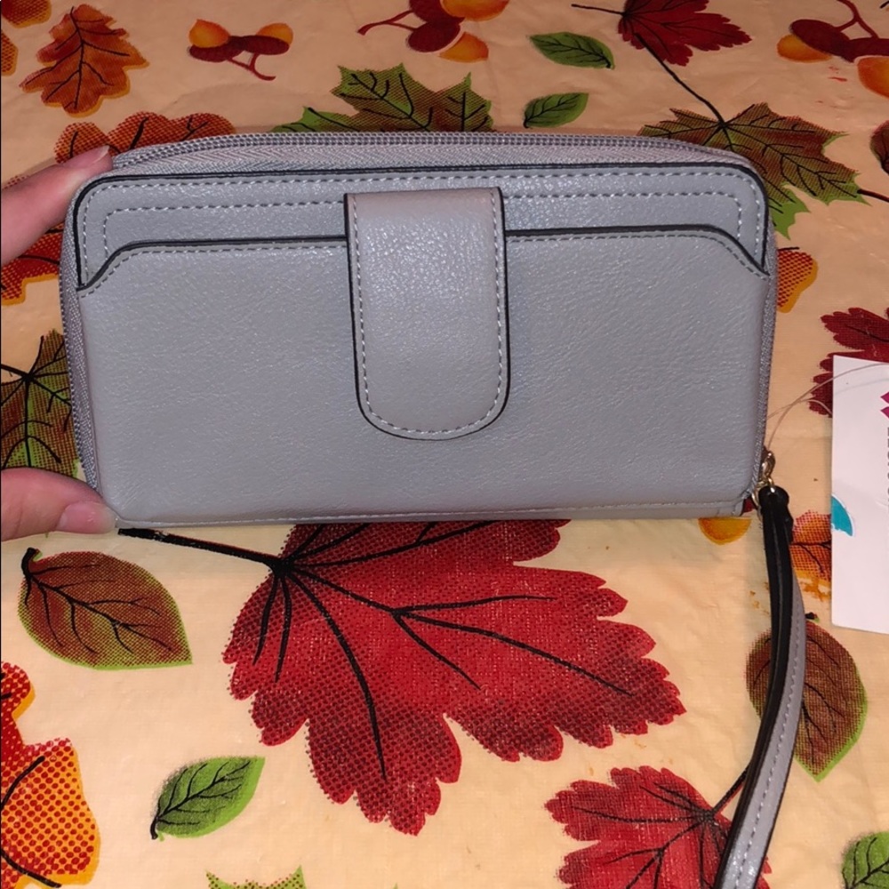 NWT Naturalizer wallet